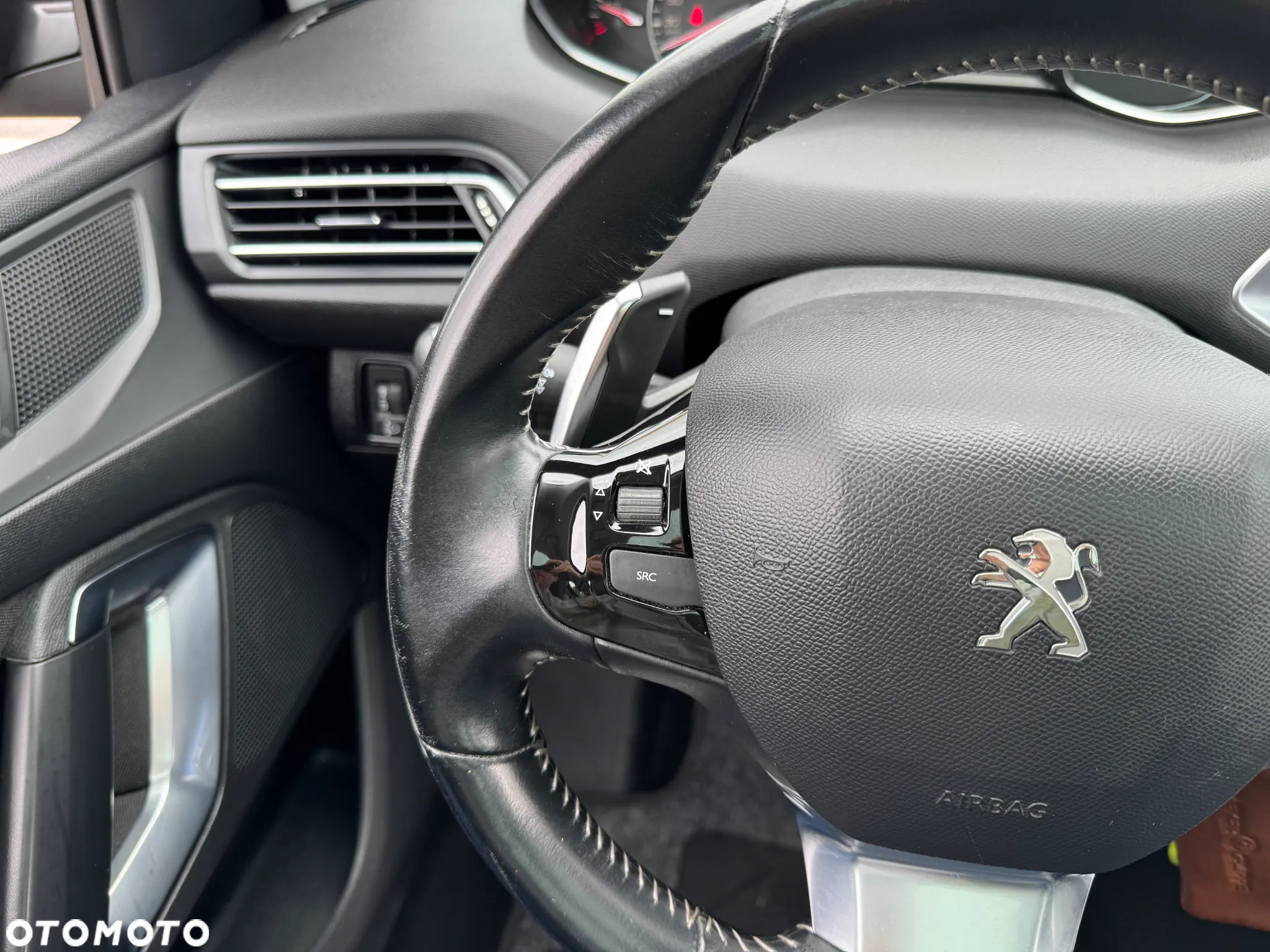 Peugeot 308 SW BlueHDi 130 EAT8 Stop & Start Allure Business-Paket - 13