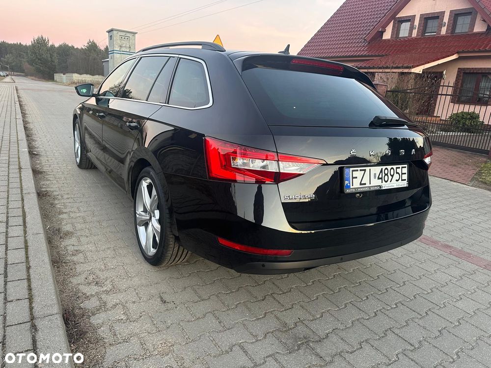 Skoda Superb 2.0 TDI Style DSG7 - 6