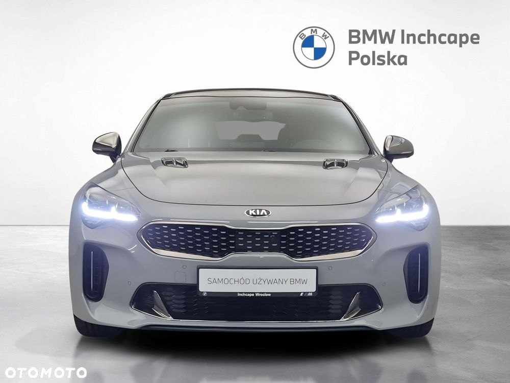Kia Stinger - 9