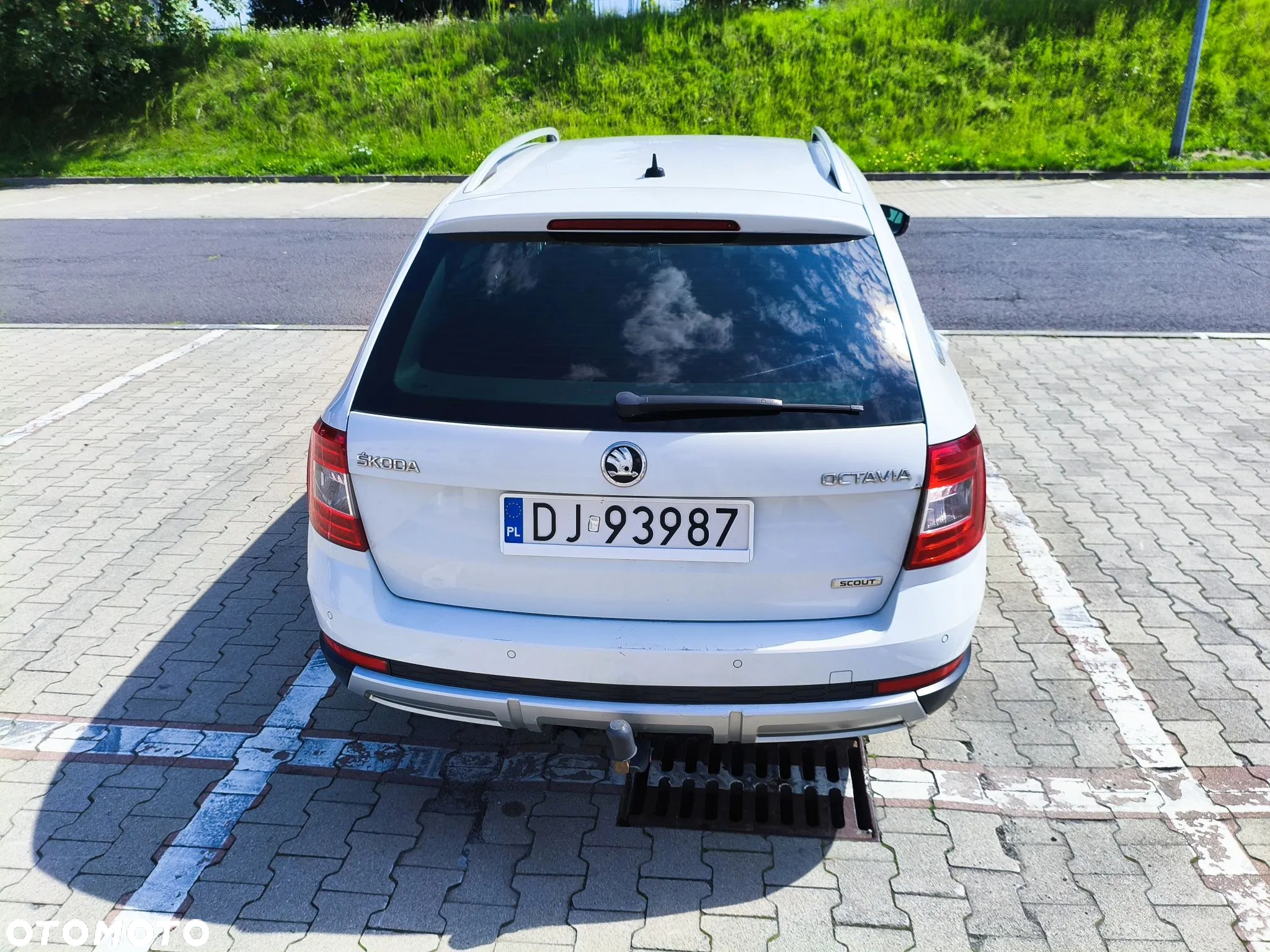 Skoda Octavia Scout 2.0 TDI 4x4 DSG - 6