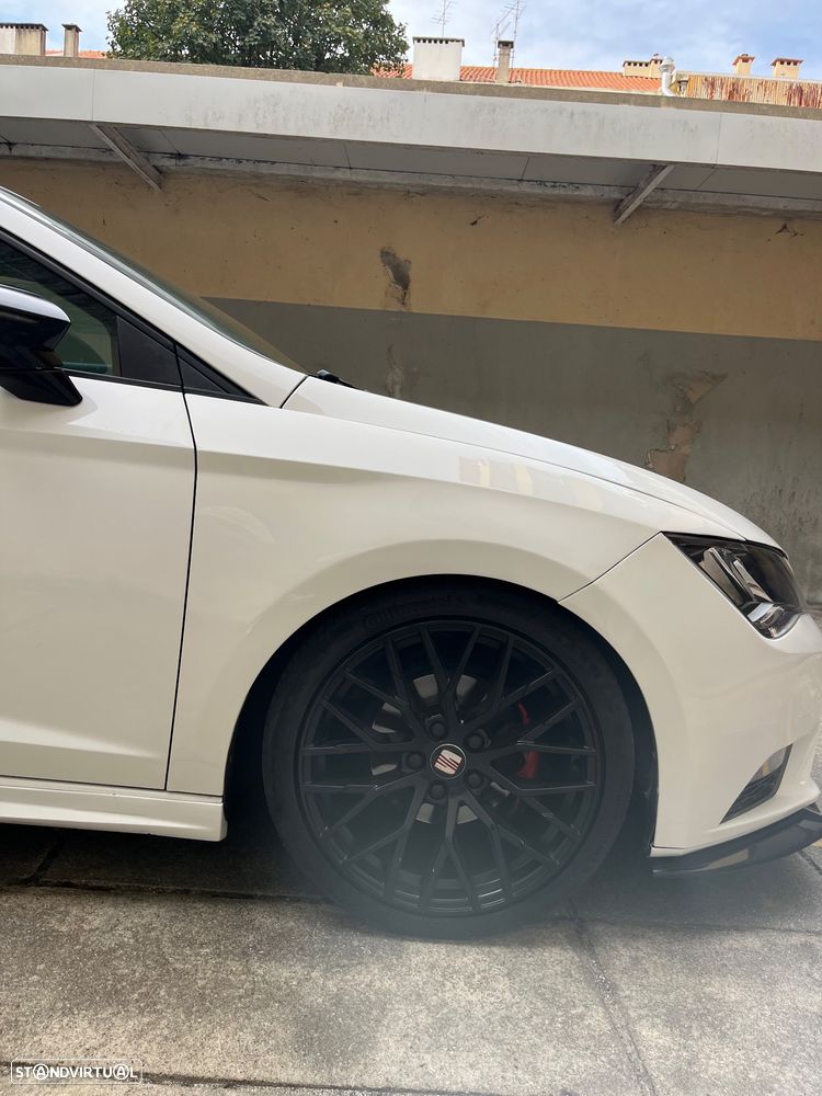 SEAT Leon 1.6 TDI DPF Ecomotive Style - 22