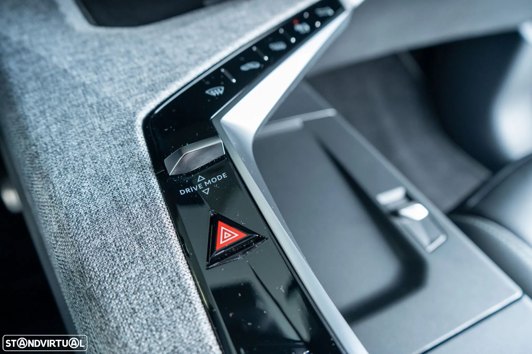 Peugeot E-5008 73 kWh GT - 30