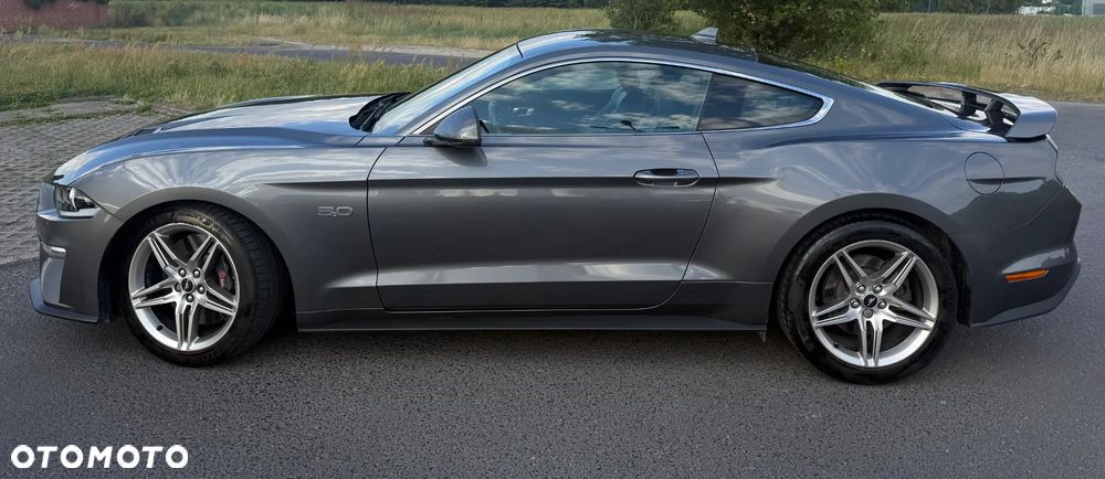 Ford Mustang - 2