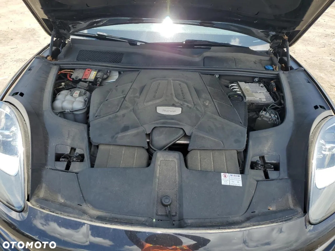 Porsche Cayenne - 12