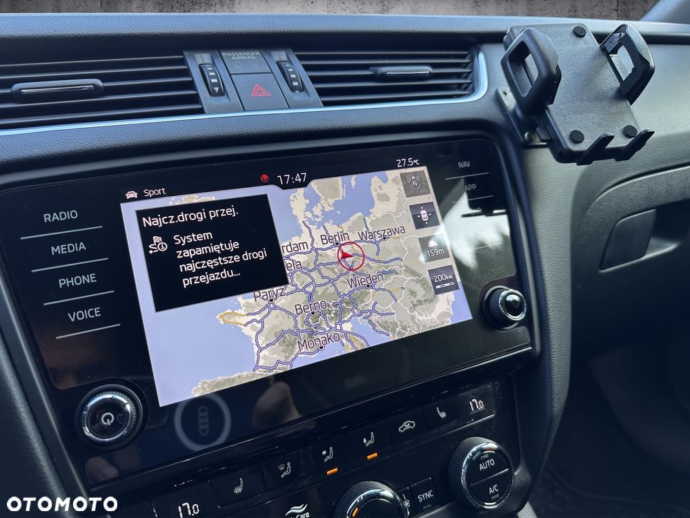 Skoda Octavia 2.0 TSI RS Challenge 245 - 18