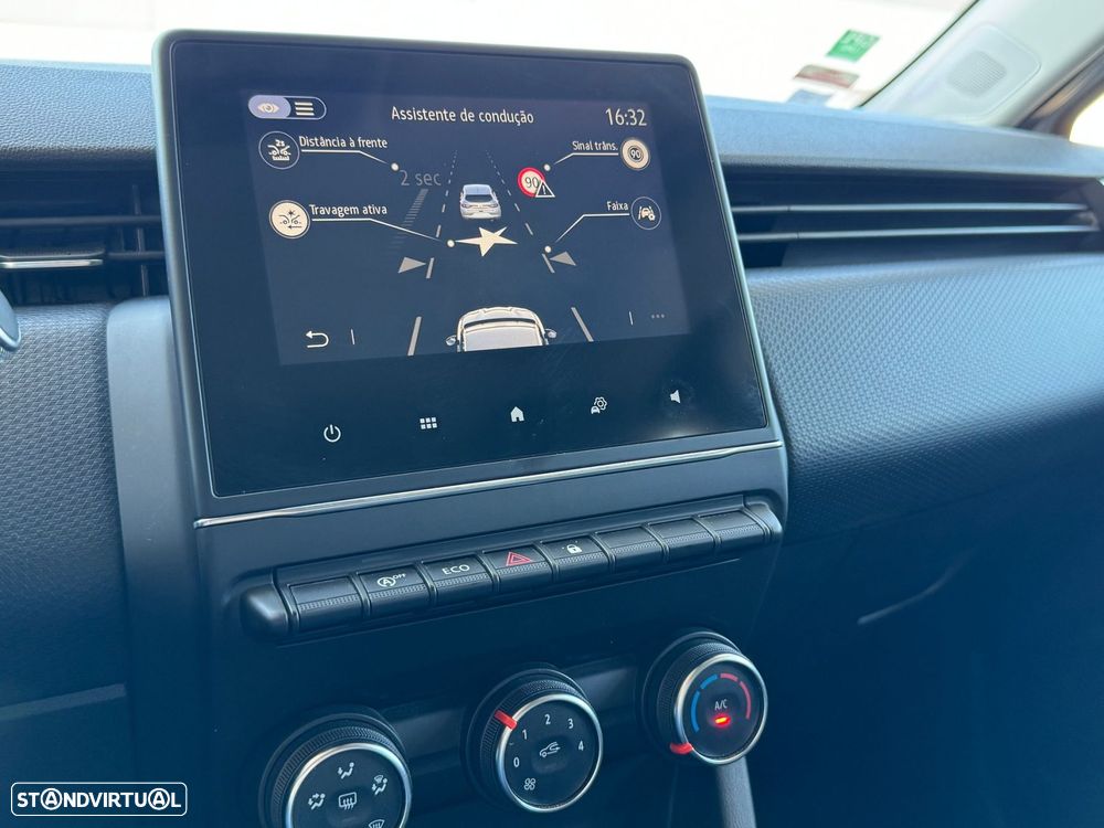 Renault Clio 1.0 TCe Exclusive - 11