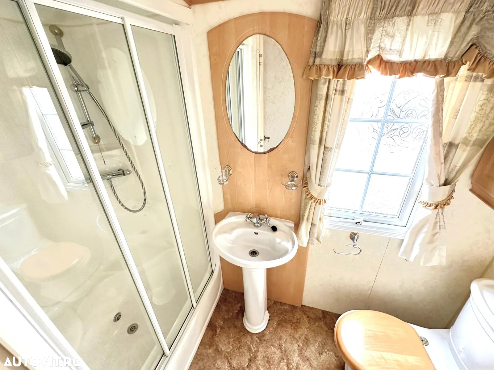 Alta Casă mobilă Willerby Vogue 539 | Tâmplărie PVC și încălzire centrală cu calorifere | 12 x 3.7 m | 2 dormitoare și 2 bai - 8