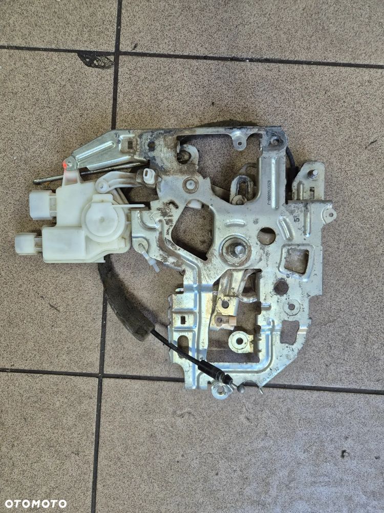 MECHANIZM ZAMKA DRZWI PRAWY TYŁ MASTER III MOVANO B  NV400  10r.+ - 2