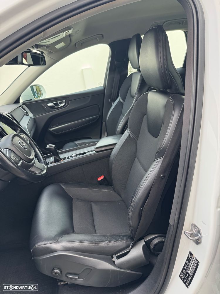 Volvo XC 60 2.0 D4 R-Design AWD - 7