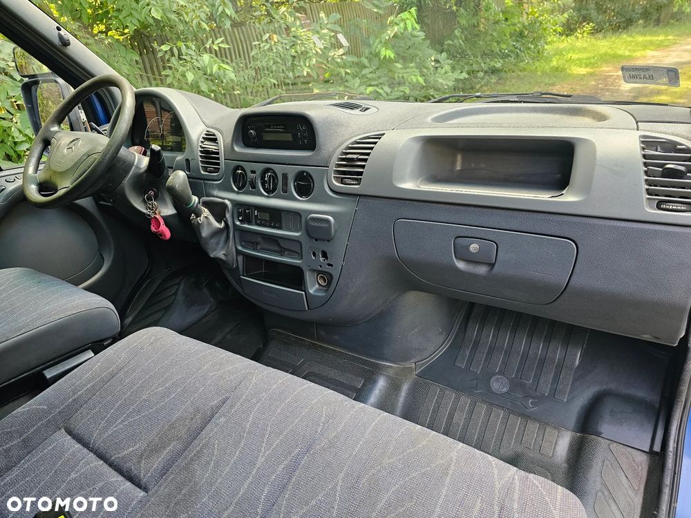 Mercedes-Benz Sprinter - 7