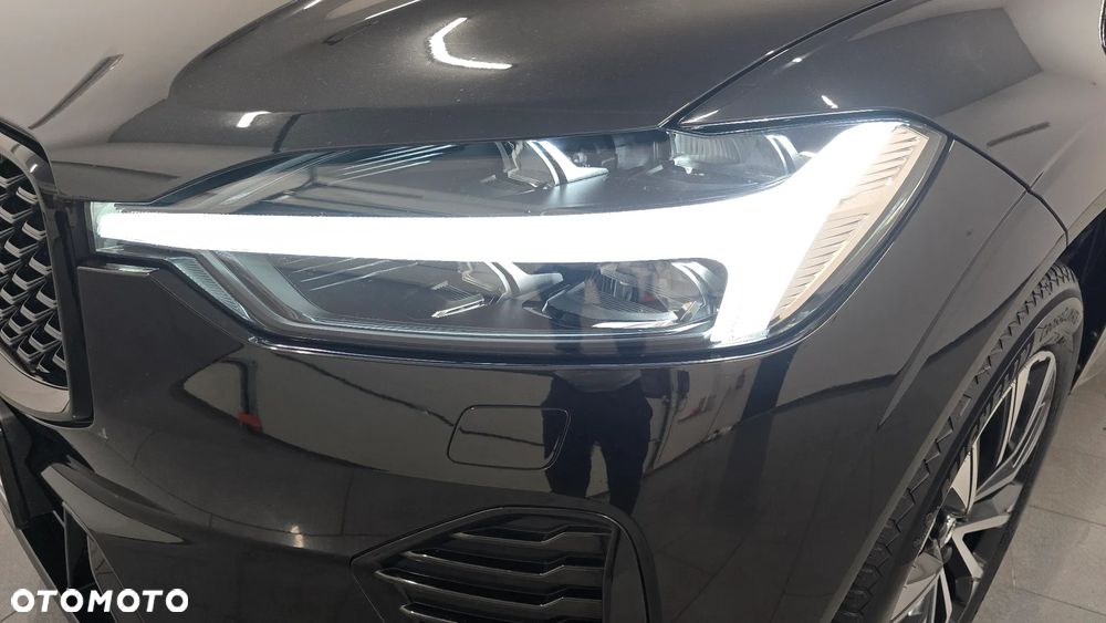 Volvo XC 60 B4 D Plus Dark - 13