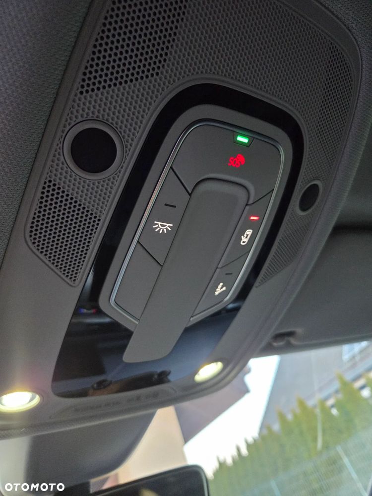 Audi A4 Avant 2.0 TDI Sport S tronic - 29