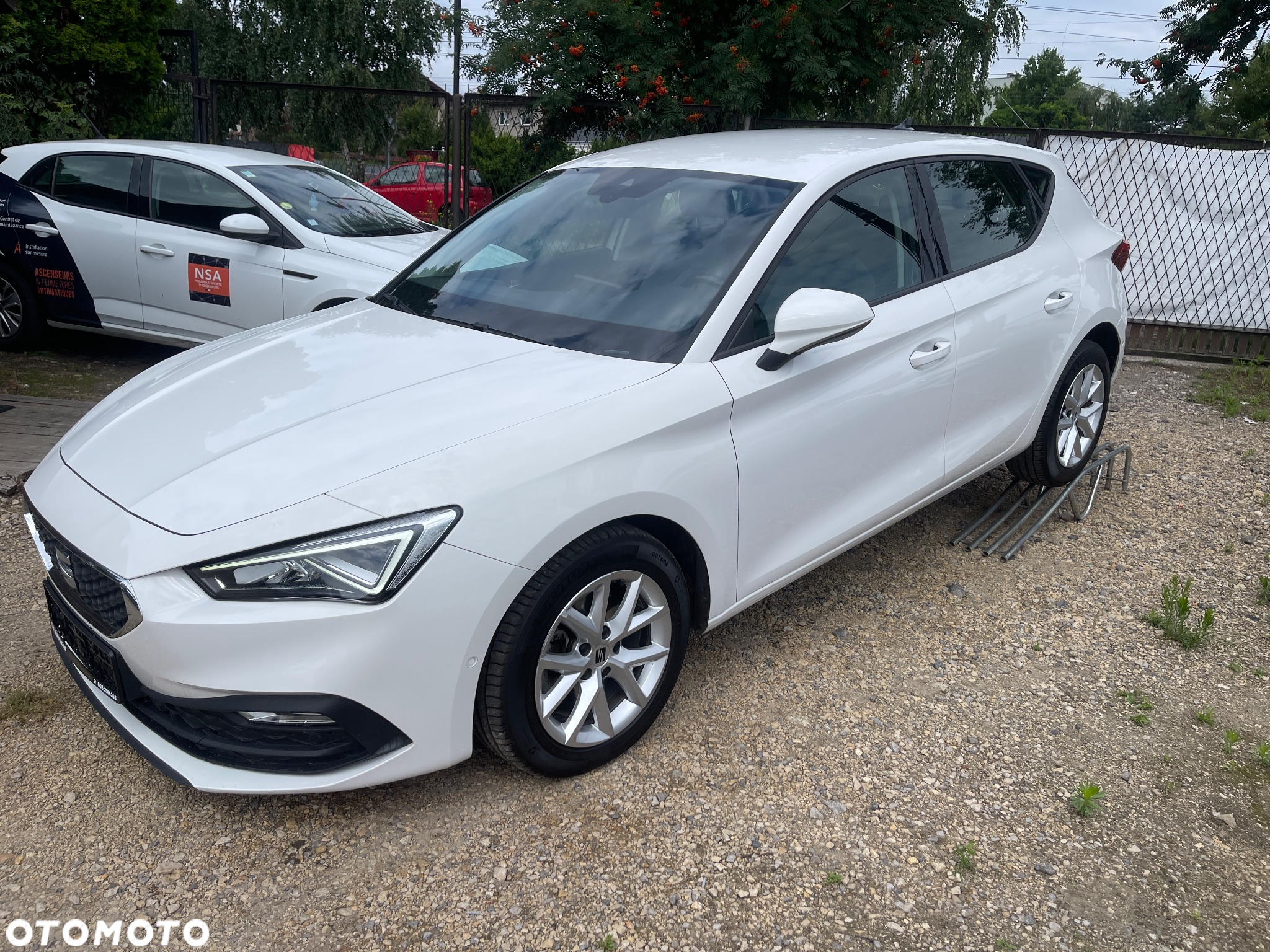 Seat Leon 2.0 TDI DPF DSG Xcellence - 11