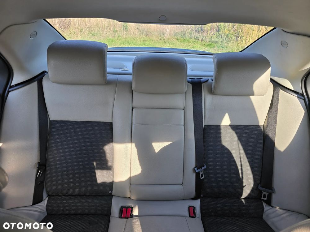 Saab 9-3 - 13