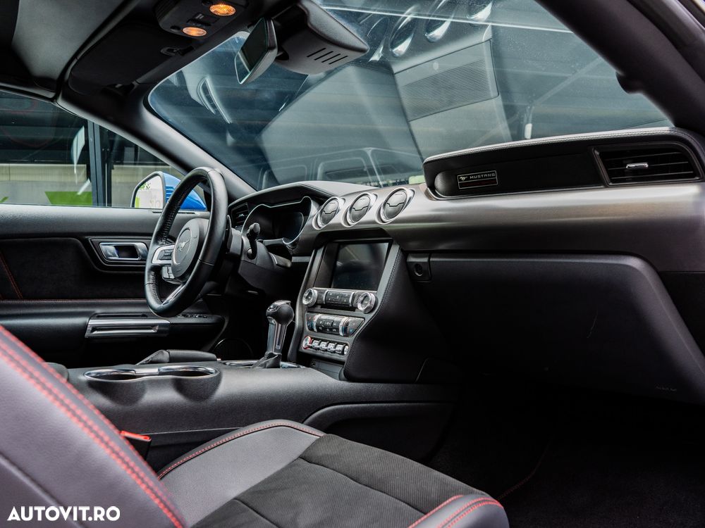 Ford Mustang 5.0 V8 Aut. GT - 26