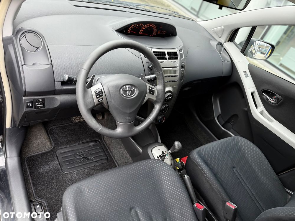 Toyota Yaris 1.4 D-4D Multi Mode Life - 10