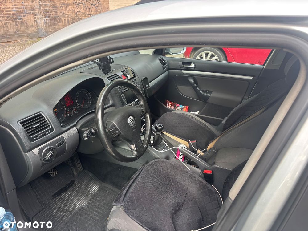 Volkswagen Golf V 1.9 TDI Comfortline - 19