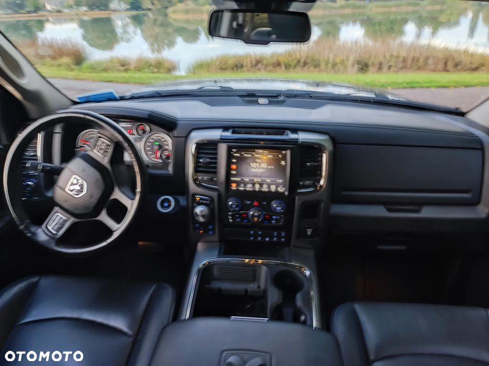 Dodge RAM 1500 5.7 4x4 - 13