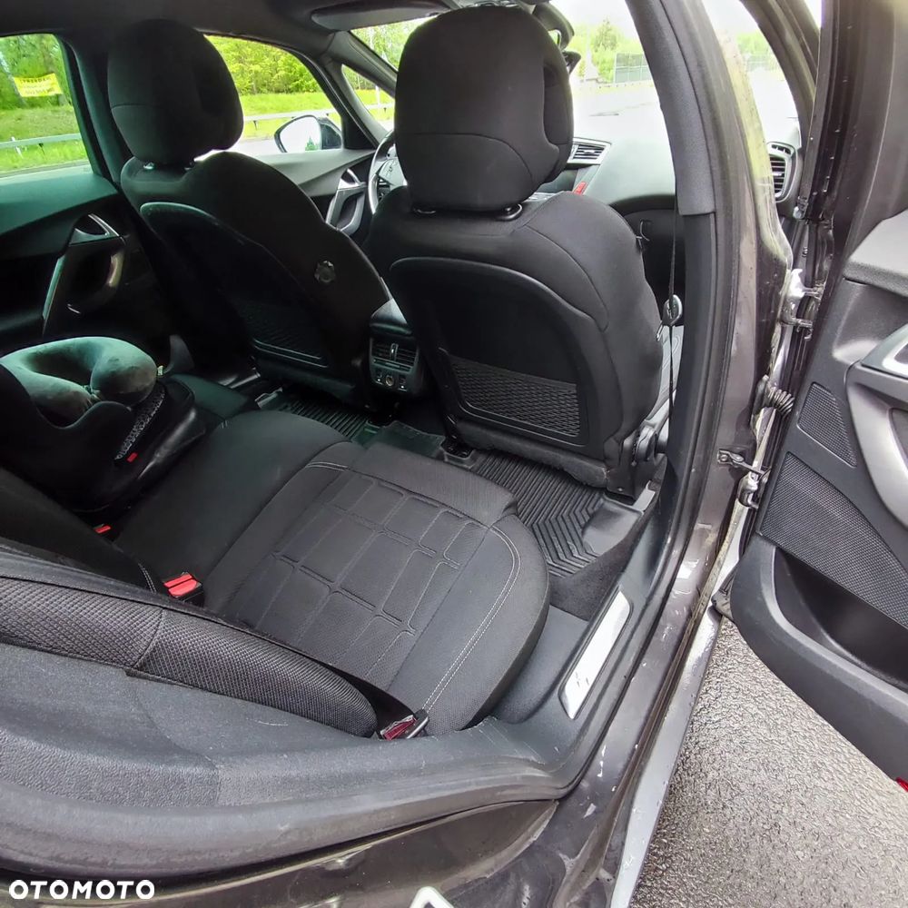 DS Automobiles DS 5 - 11