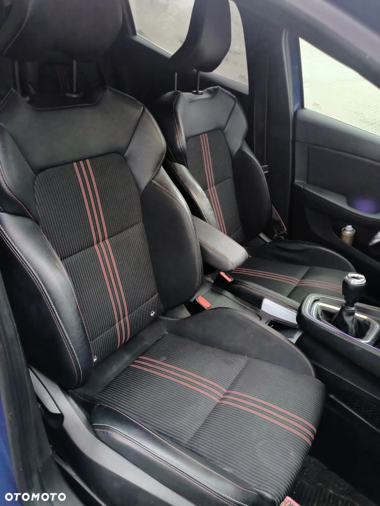 Renault Clio BLUE dCi 115 BUSINESS EDITION - 10