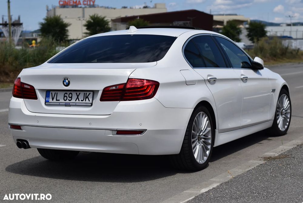 BMW Seria 5 520d Aut. Luxury Line - 4