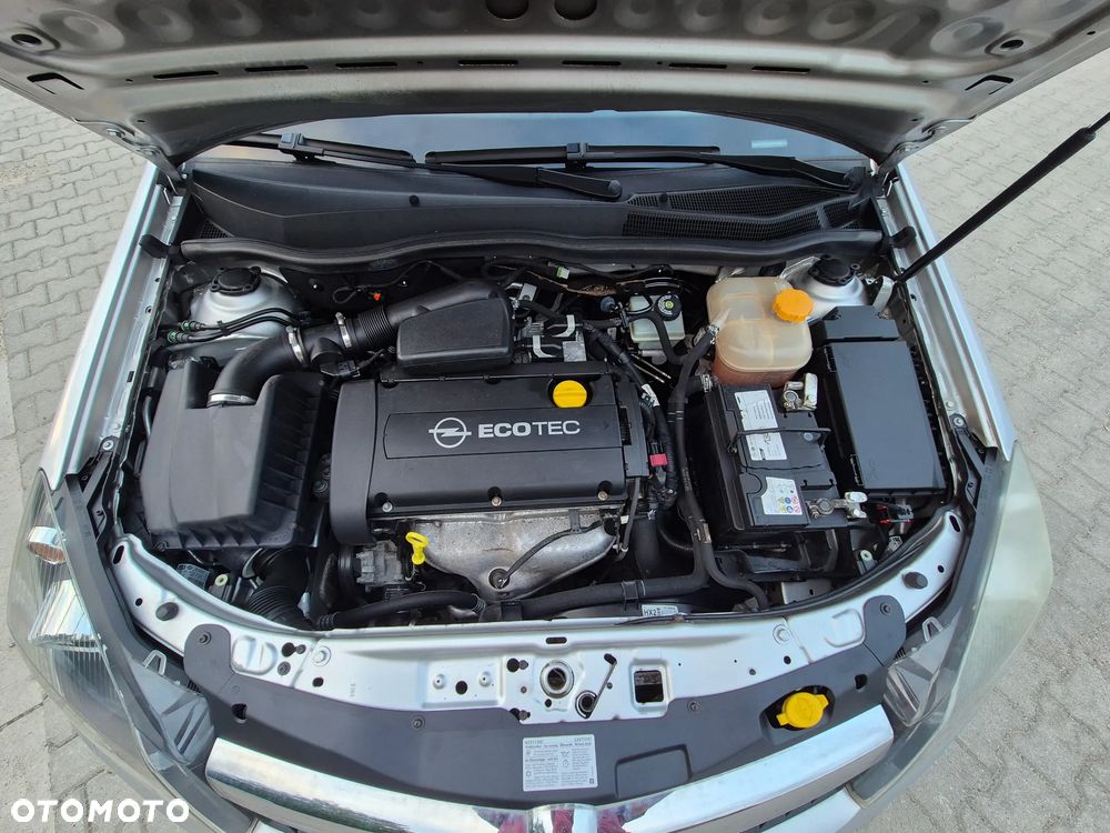 Opel Astra 1.6 Catch me - 31