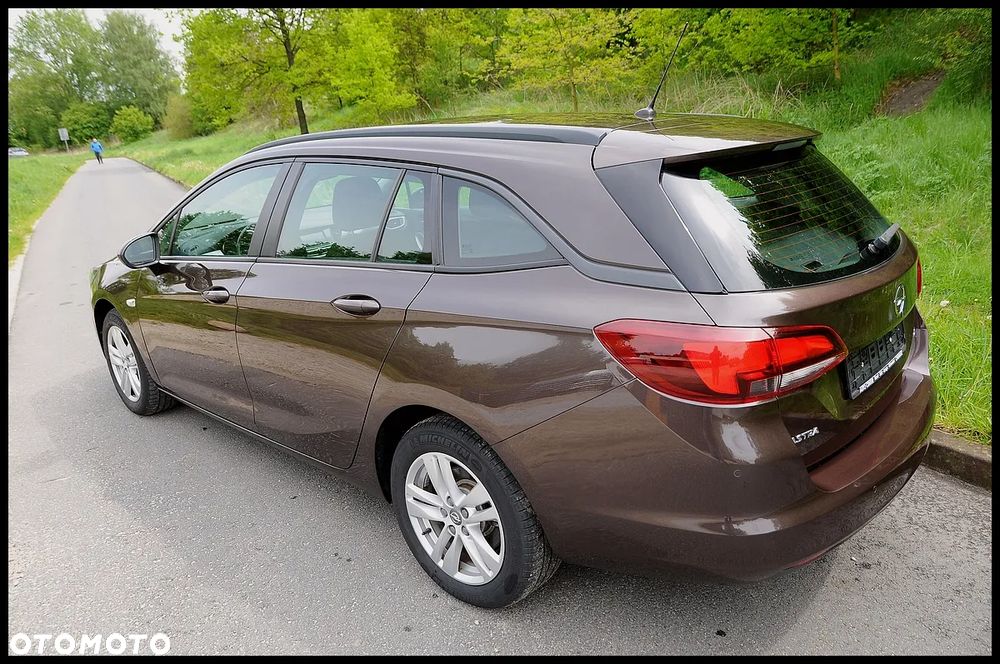 Opel Astra - 22