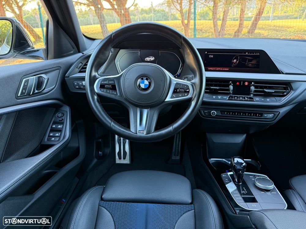 BMW 118 i Pack Desportivo M Auto - 39