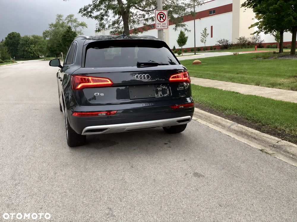 Audi Q5 2.0 TFSI Quattro Design S tronic - 3