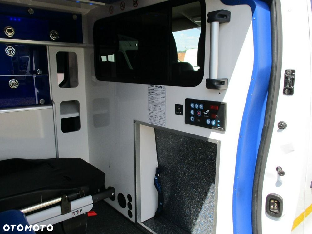 Opel Vivaro - 7