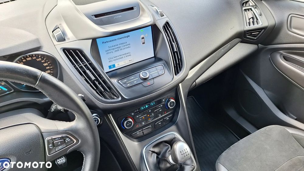 Ford Kuga 1.5 EcoBoost FWD ST-Line - 12