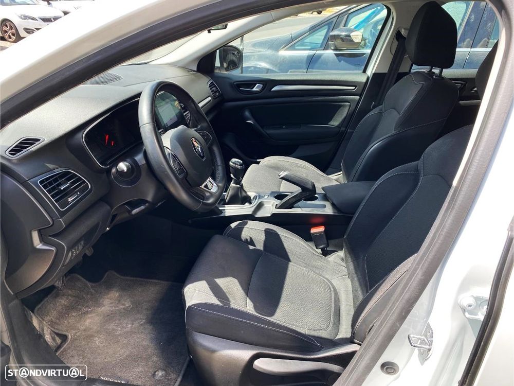 Renault Mégane 1.5 Blue dCi Intens - 12