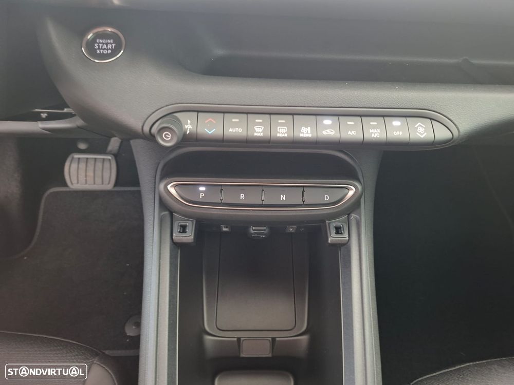 Jeep Avenger 1.2 e-Hybrid Black Edition DCT - 20
