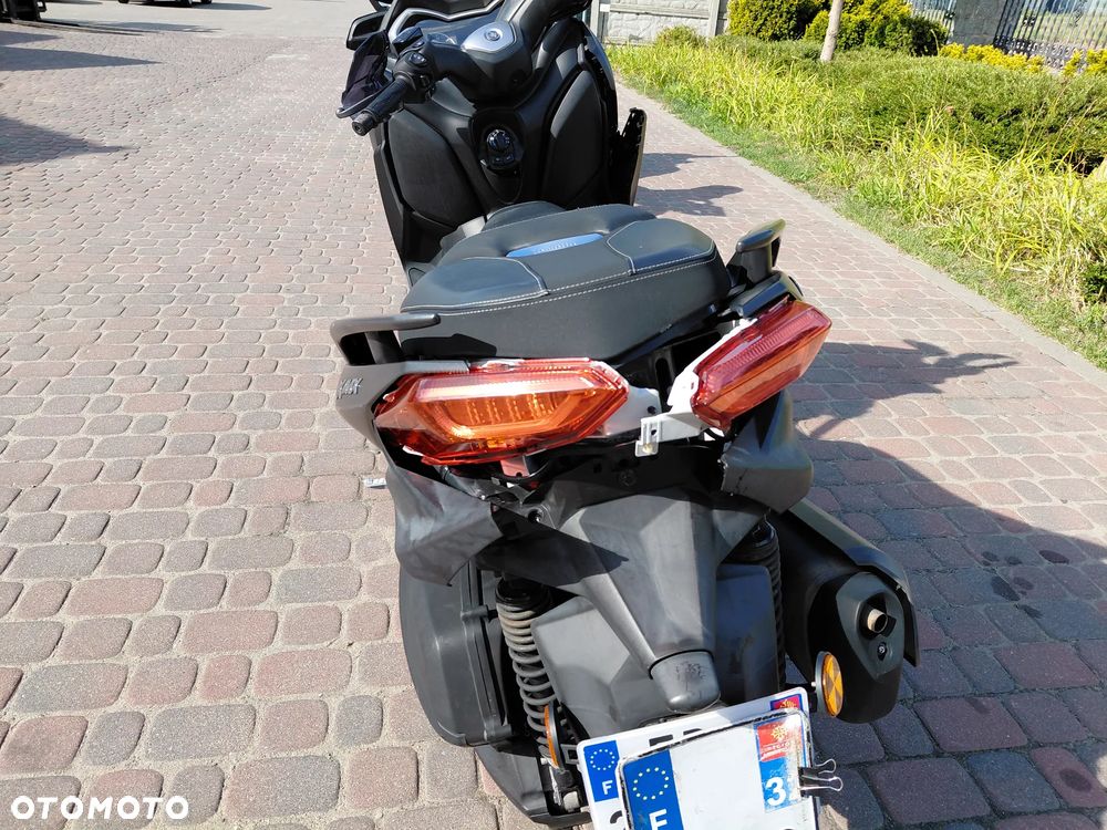 Yamaha X-max - 11