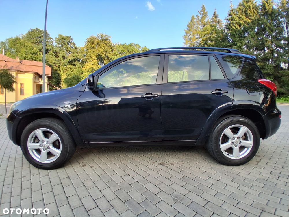 Toyota RAV4 2.2 D-4D X - 4