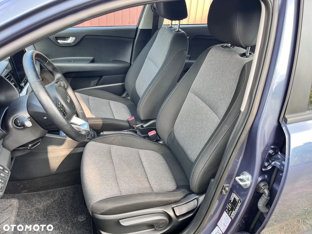 Kia Stonic 1.2 L - 12