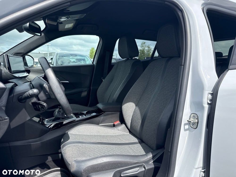Peugeot 2008 - 9