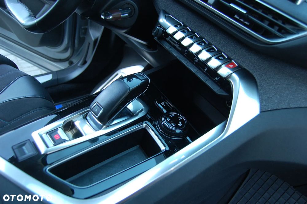Peugeot 3008 - 29