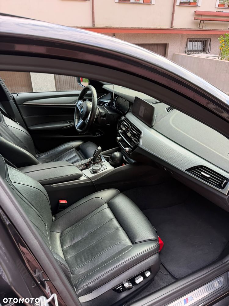 BMW Seria 5 520d xDrive M Sport sport - 6