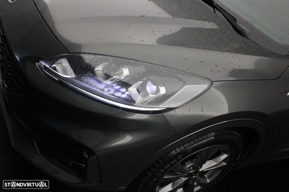 Ford Kuga - 36
