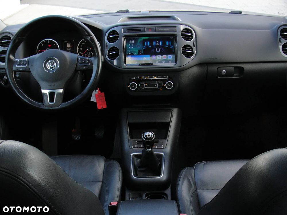 Volkswagen Tiguan 2.0 TDI SCR BlueMotion Technology Exclusive - 6