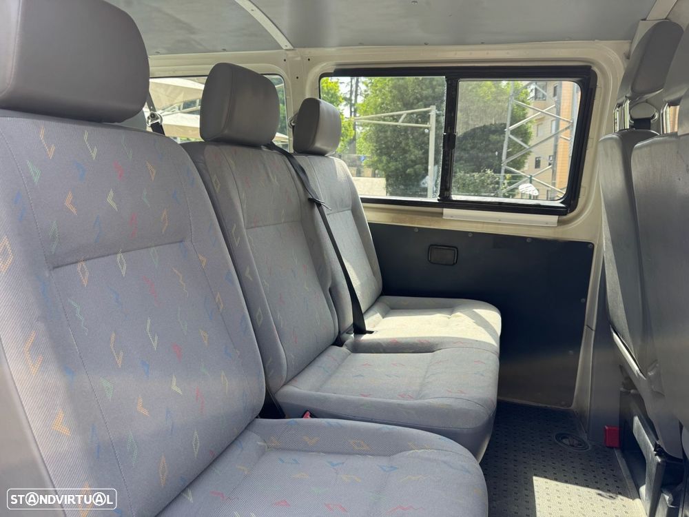 VW Transporter - 15