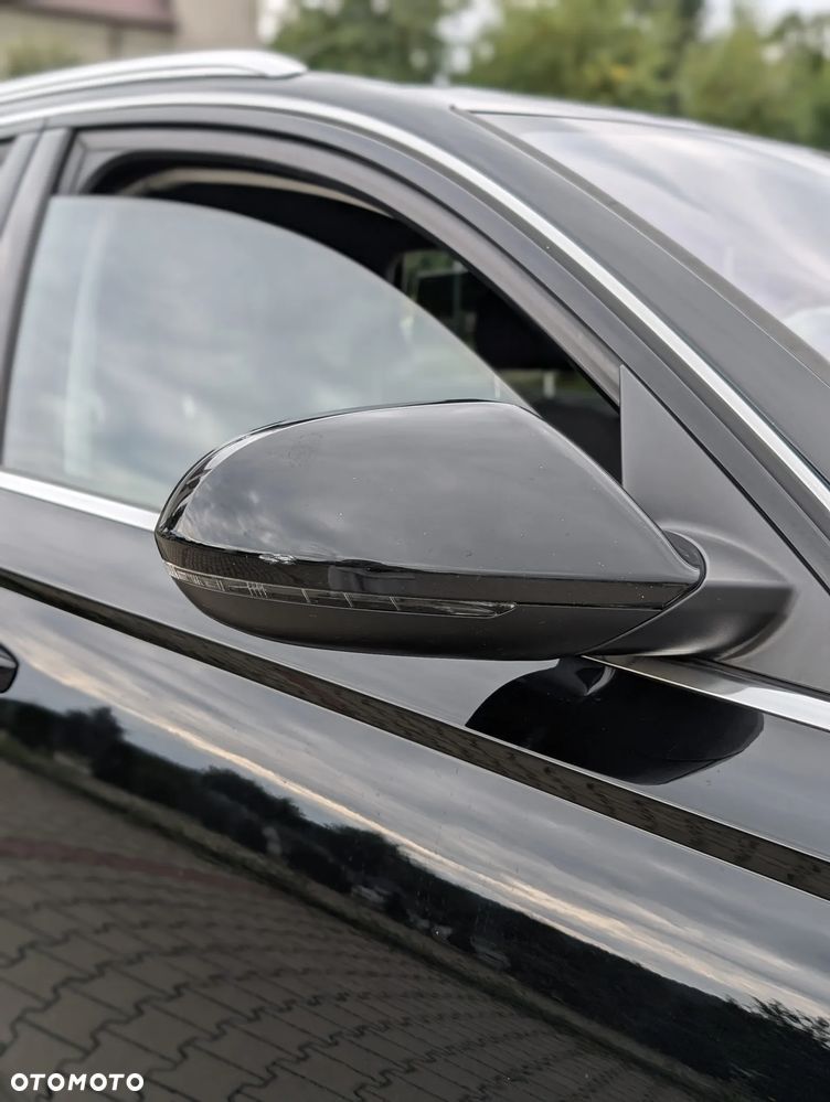 Audi A6 Avant 2.0 TDI ultra S tronic - 24
