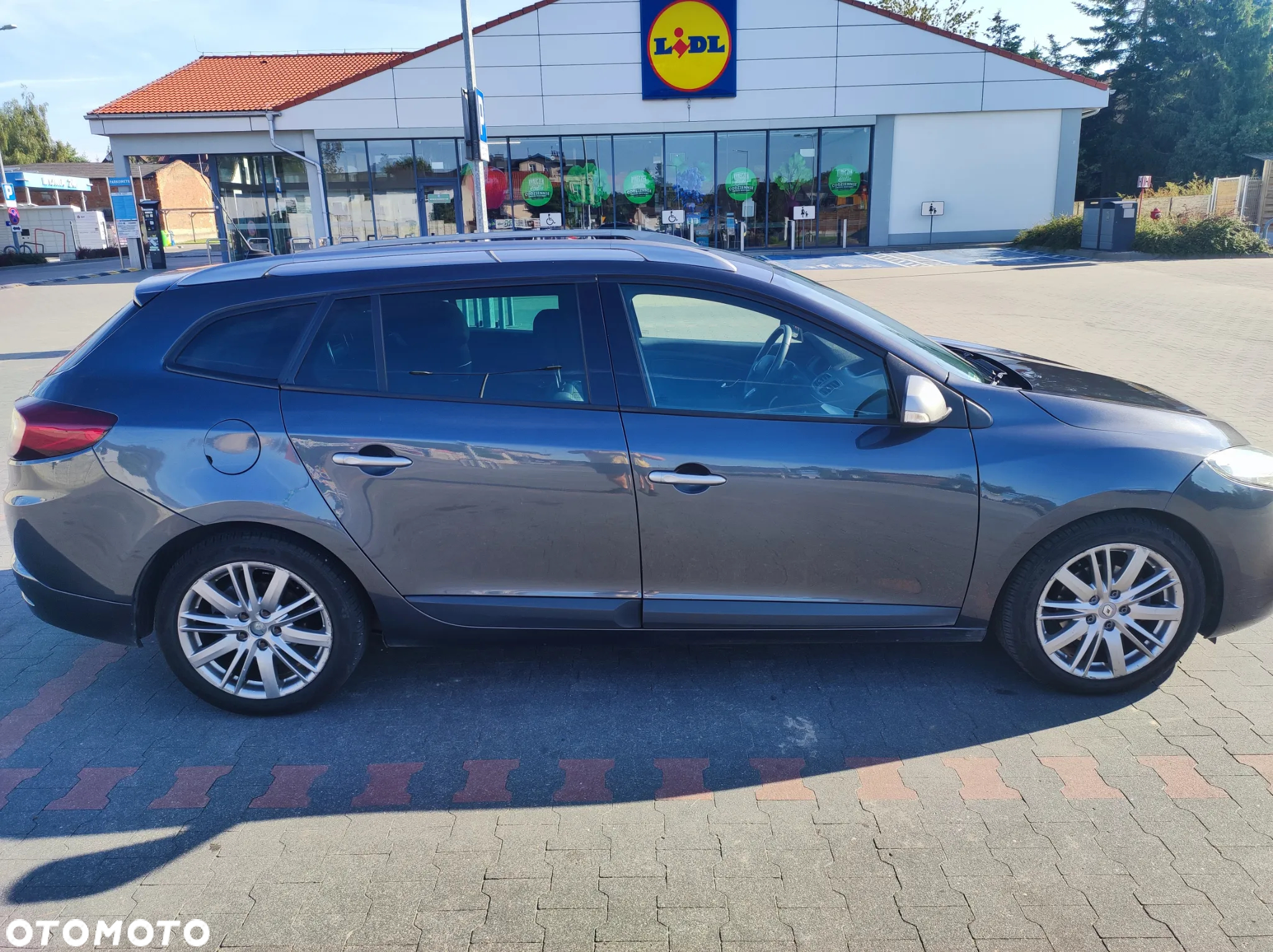 Renault Megane 1.9 dCi Dynamique - 8