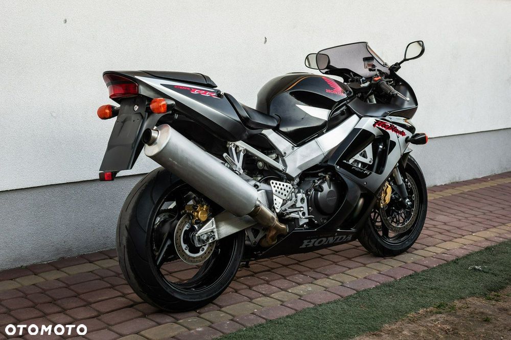 Honda CBR - 4