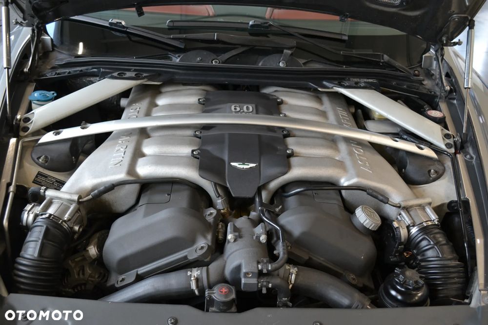 Aston Martin DB9 Touchtronic - 29