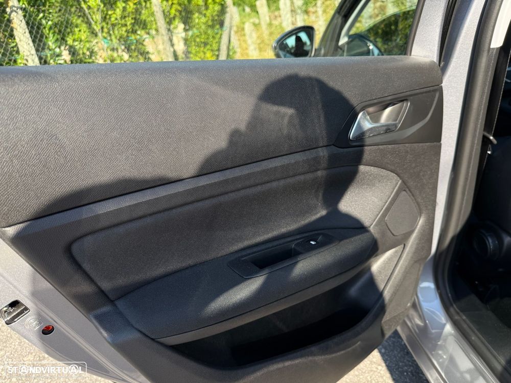Peugeot 308 BlueHDi 130 Active Pack - 35