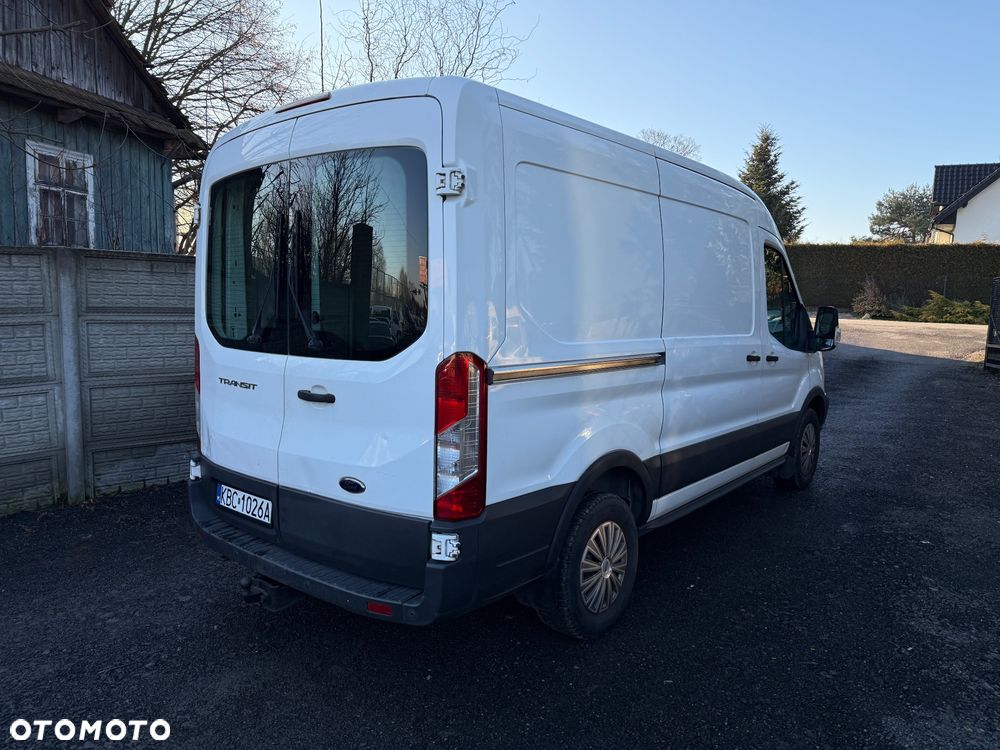 Ford Transit - 11