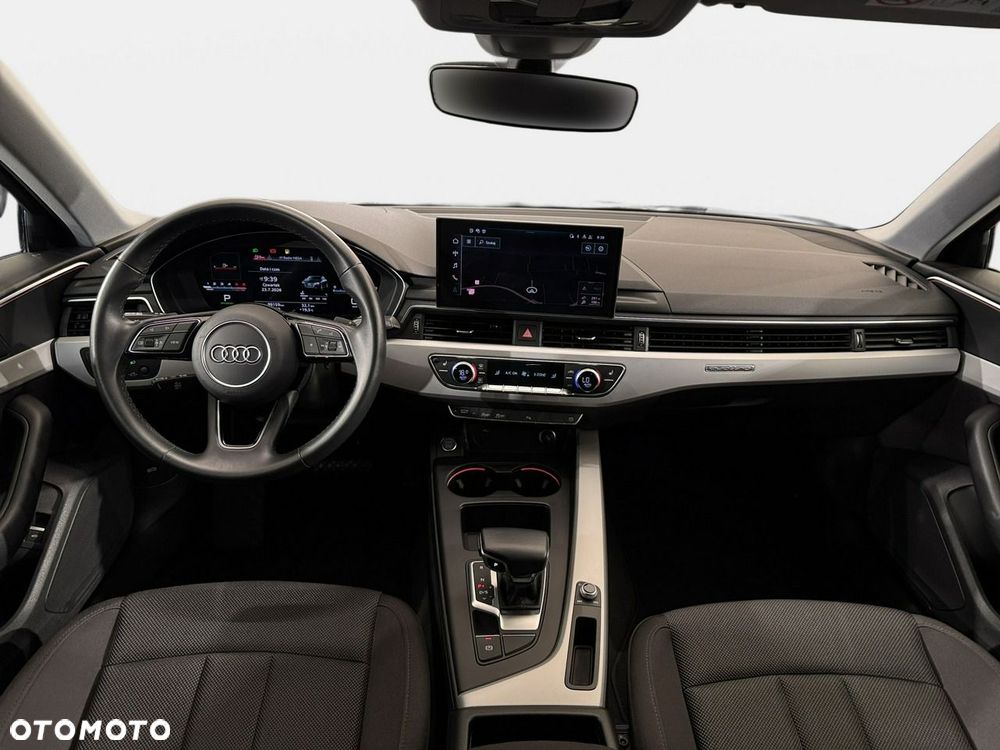 Audi A4 Limousine - 13