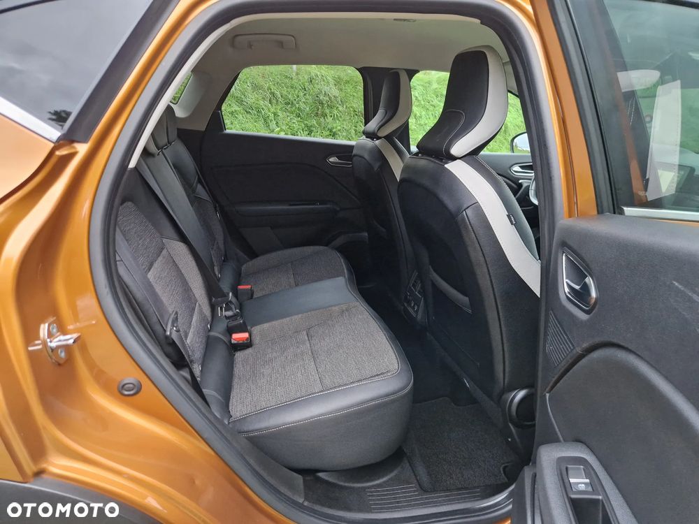 Renault Captur 1.3 TCe Intens EDC - 23